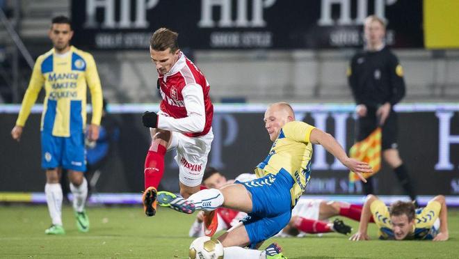 昨天葡国民与波尔图比赛腰斩-ayx